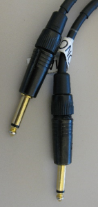 Picture of 1/4 Inch Auxiliary Cable Ends